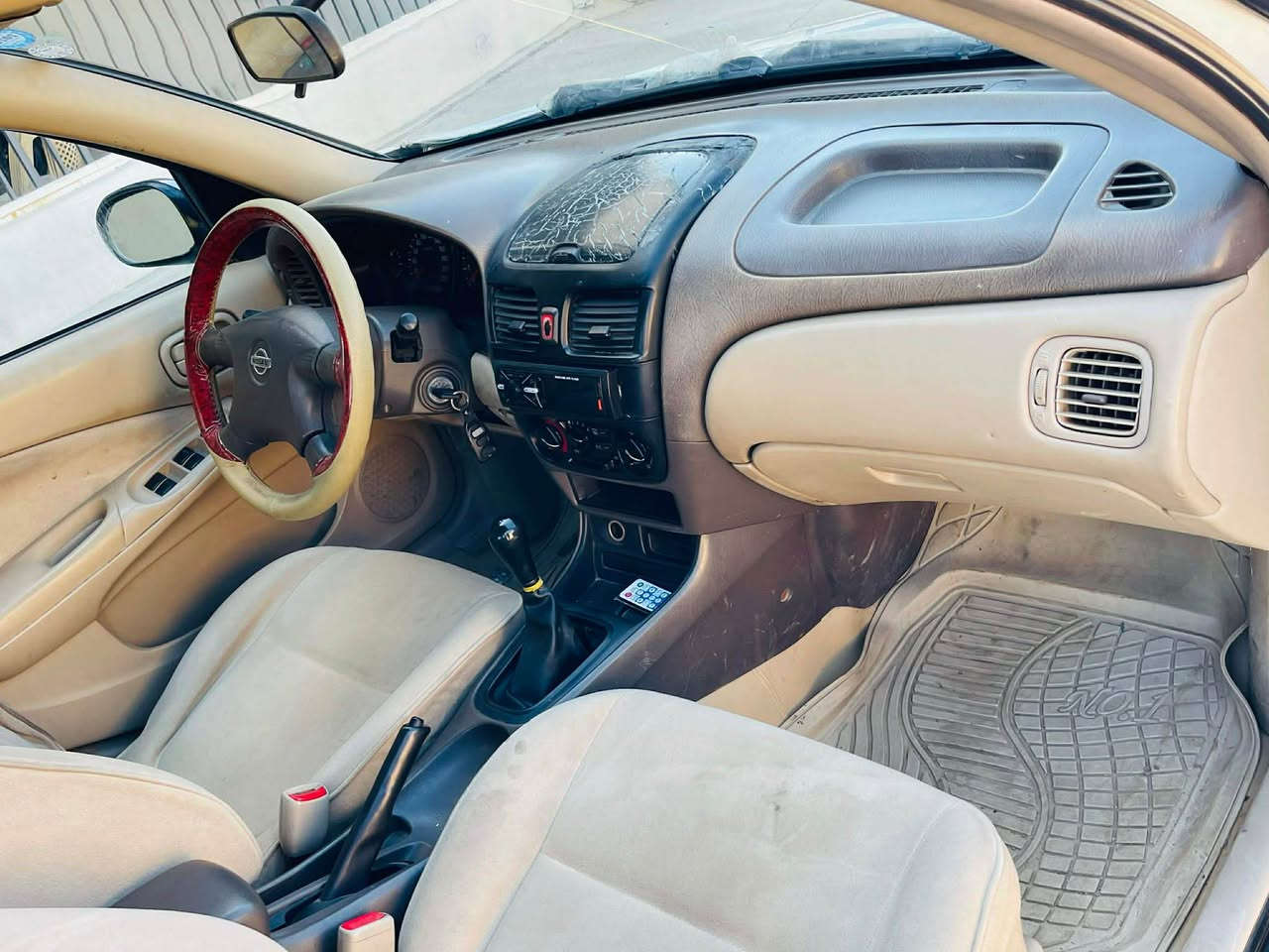 ***********
***********
نیسان سەنی 2002گێڕ عادی مەکینە گەورە گێڕ و مەکینە بەشەرت دوو پارچەی بۆیاغە ساردی پێوە نیە خاوینە لەسەر دەقی خۆی ماوەتەوە سەنەوی تازە بەسەر چوە بە ناوی خۆمە هیچ مەسروفێکی نیە و توند و تۆڵە  شوێن کۆیە نرخ 72 وەرەقە 
***********
*********** كويسينجاك, أربيل
