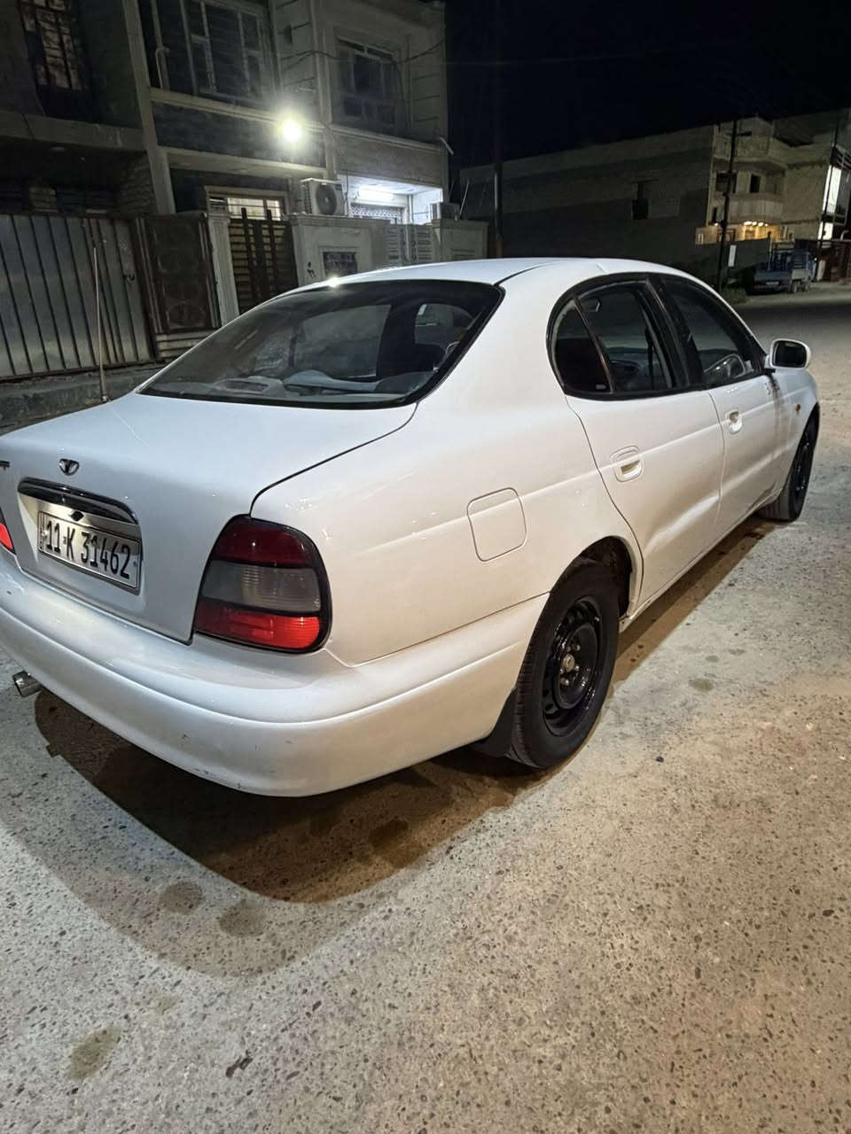 سلام عليكم 
دايو لكنزا موديل 2001 
رقم بغداد باسمي تحويل ثاني يوم 
هزة ورقم جديد 
تبريد صدر تايرات جديد 
السعر 40 ورقة 
*********** 
العنوان بغداد دورة
