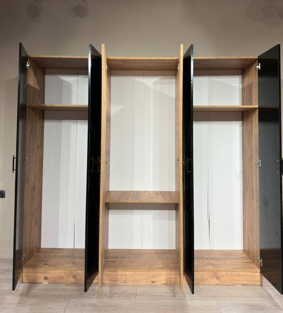 عرض تخفيض اسعار لمده محدوده غرف نوم تركي 5 قطع شبابيه كنتور 6 ابواب طول الكنتور مترين و ٢٠سم 
2 سرير منفصل 
1 كوميدي 
1 ميز مرايه 
السعر 550  الف فقط 🔥🔥🔥 
 للحجز والاستفسار راسلونا وات ساب 
   ***********
  البصره 
 نقل وشد داخل مركز البصره مجاني توجد خدمه توصيل للاقضيه و النواحي والمحافظات الجنوبيه بأسعار مناسبه ملاحظه ما تدفع اي مبلغ قبل لا تنشد و تكمل ابيتك عليكم بس تنزيل الكراتين من السياره لداخل البيت
