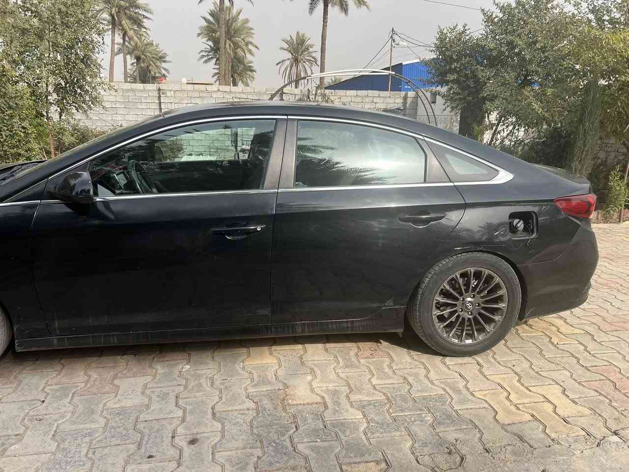 السلام عليكم
سوناتا 2018 محرك gdi 
سعرها 120$  
***********  
العنوان بغداد التاجيات
