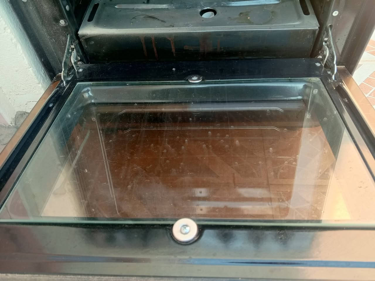 طباخ للبيع استعمال قليل كلش نضيف فقط متروك  لتواصل خاص السعر 150 وبي مجال ***********
