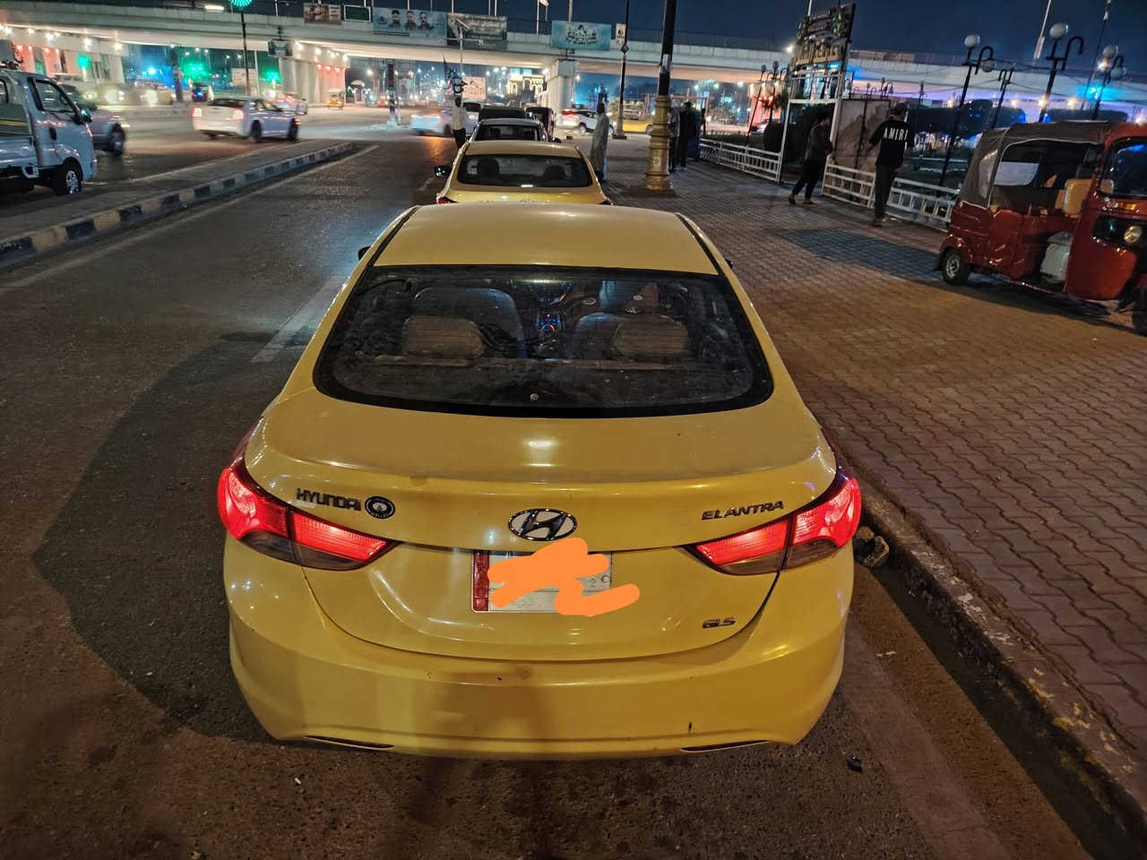 الانتره موديل ١٢  مكينه كير صالهن شهر من شادهن حداديه جديده تخم تاير تبريد جاهزه  السعر ١٠٠ وبيه مجال للاستفسار الاتصال على الرقم ***********
