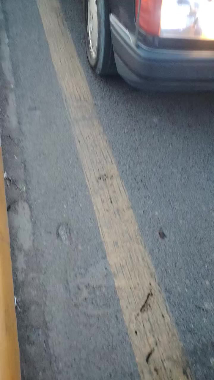 السلام عليكم ورحمة الله
المحرك بلادي قبق أسود 
كير بلاد، حدادية جديدة
تبريد بي ليك + تدفئة بيها ليك 
سنتر لوك عام نظام هواء
دبل مروحة
دبل فيت بم 
4جام كهرباء 
كشنات تحكم كهرباء
تجوات خلفية كهرباء
غرفة بلاد نضافتها 80٪
باتري جديد 
تخم اطارات جديد
تخم نوزلات جديد
عنكبوت مجفت جديد
تانكي فافون جديد مال كصة خذته 200
بدون تنقيص بدون تبخير
داخلة هزة 2024
رقم بغداد انكليزي
بأسمي مشروع وطني
بيها جاملغ سكن امامي مبدل مصبوغ
توحيد لون 
براكيتات شواصي
 قواعد دبلات
 بدون اي ضرر الموديل 1989 E300
السعر 55 $ موبايل ***********
بغداد، كرادة أو زعفرانية
