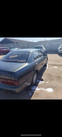 تويوتا كراون • ٢٠٠٠ • رقم بصره