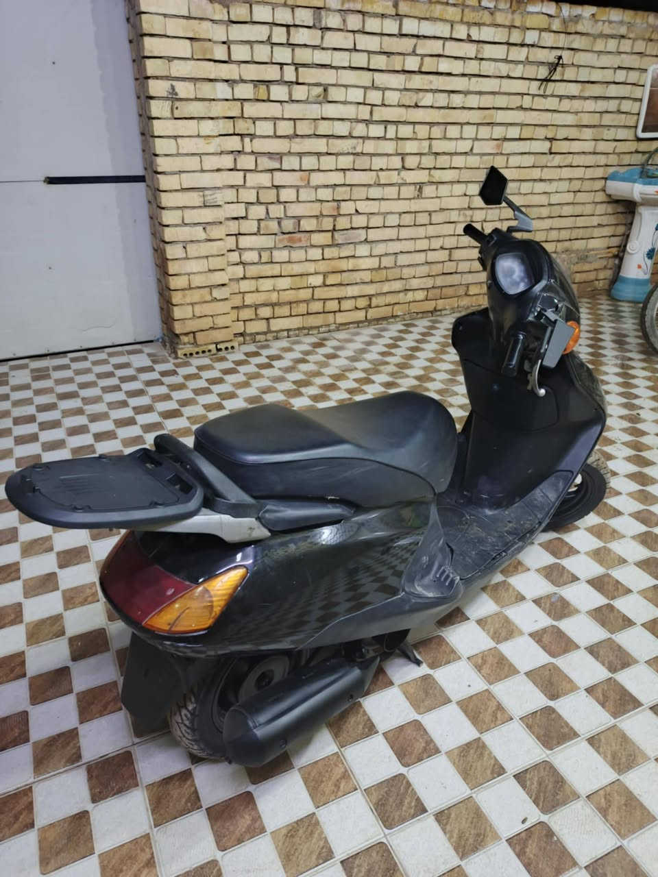 السلام عليكم.دراجه سبيسي للبيع مابيه اي نقص نكره سلف نعومه شلعه معدل كابريتر ابلادي مكفولة من نقوصات للاستفسار الاتصال ع رقم ***********
