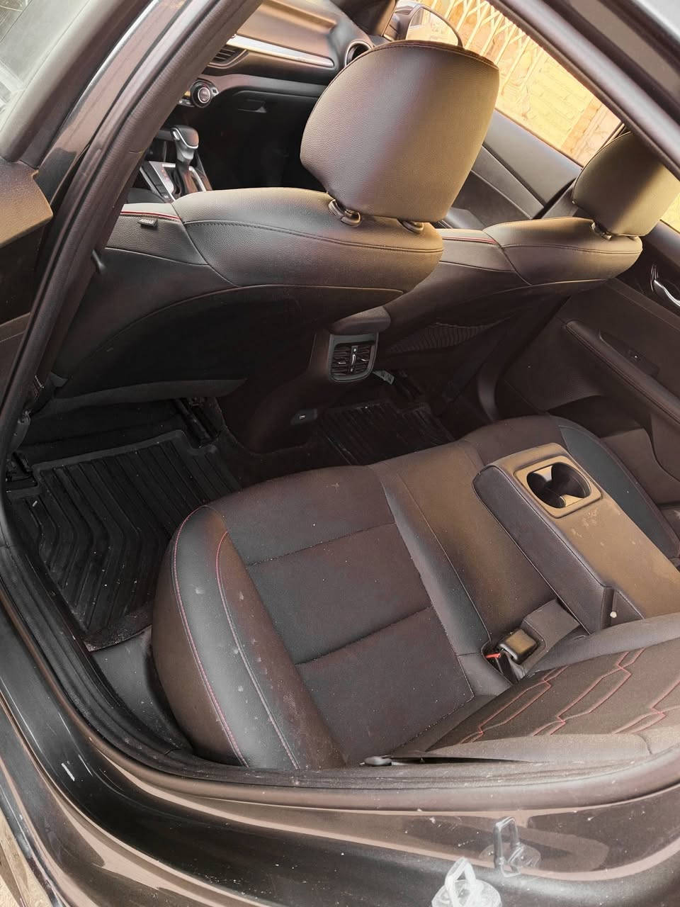 السلام عليكم للبيع فورتي جيتي2024 دخول جديد منفيس 
السياره فوال جيتي 1/1
حادث خلفي خفيف جدا 
السعر ١٣٩$
المكان بغداد 
التواصل ولستفسار 
***********
