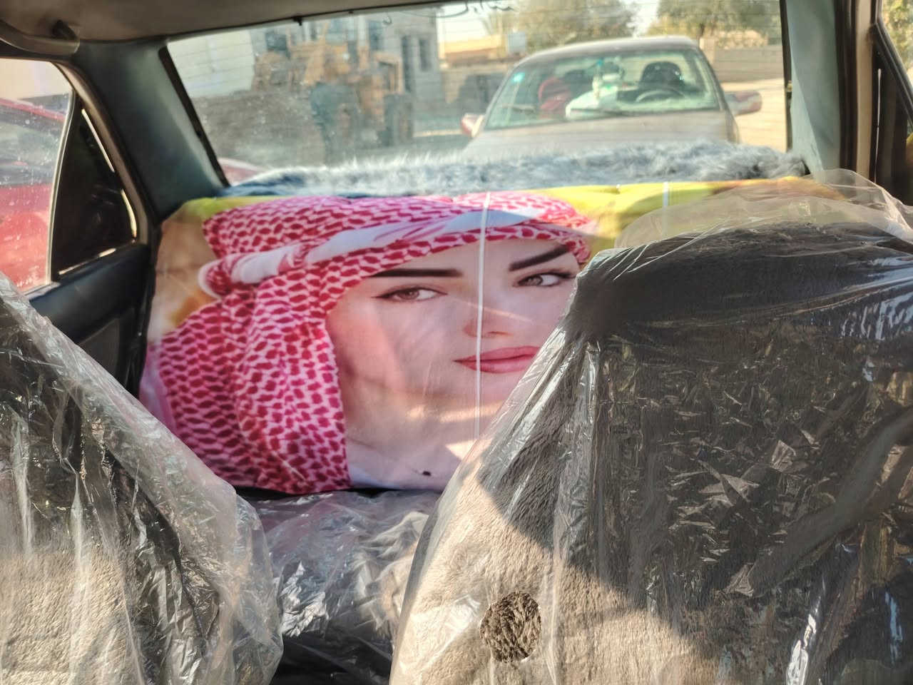 السلام عليكم
للبيع كورلا 
موديل 1987
رقم دهوك سنويه منتهية
كير عادي 
كير محرك شرط
تايرات جديد 
باتري جديد 
كهربائيات كلها شغاله
السعر 35وبيها مجال للبيع فقط 
مكاني صلاح الدين قضاء العلم
***********
