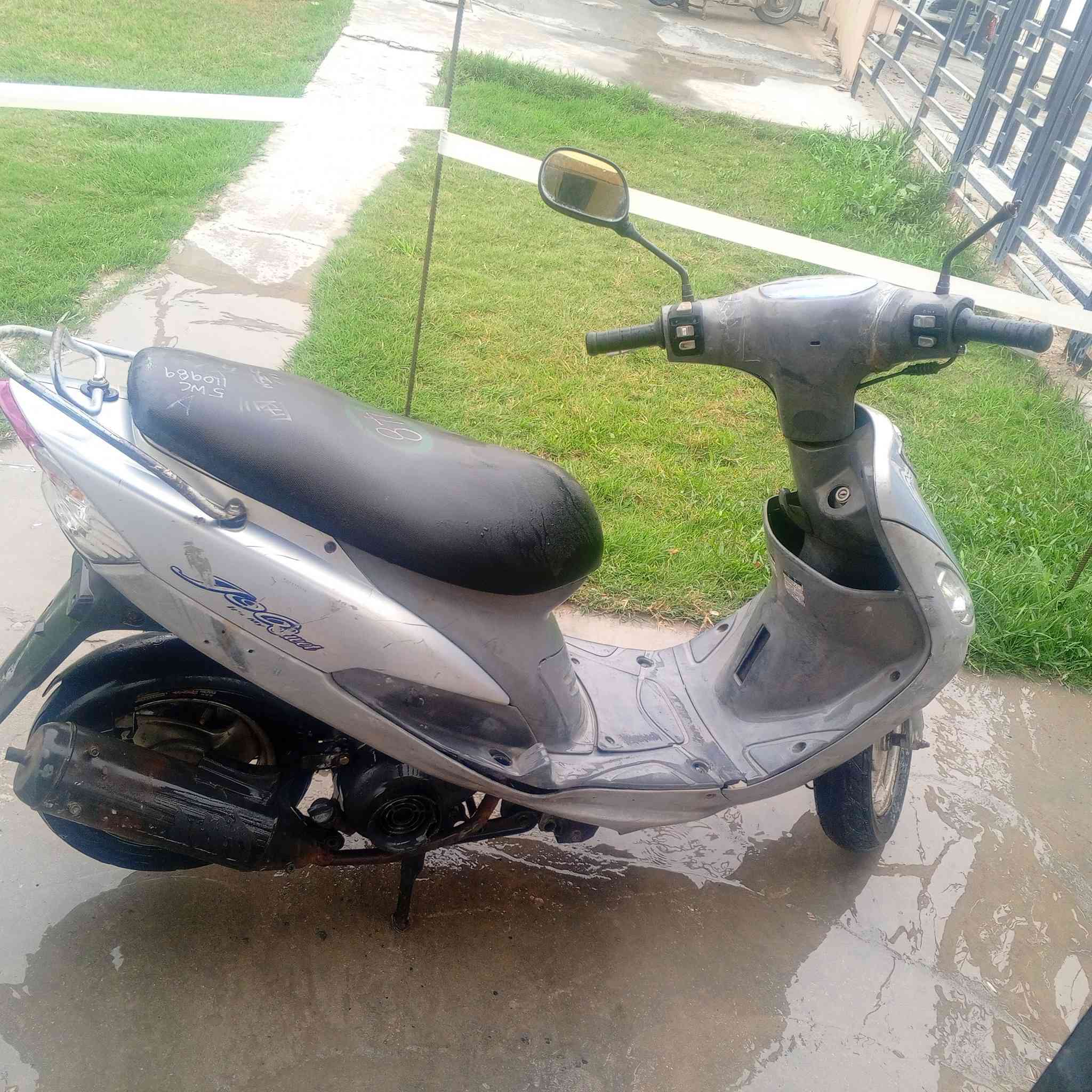 السلام عليكم دراجه ماكس للبيع كامله على اخر حبايه مفتوحه مره وحده ..
السعر 500وبيه مجال 
مكاني بابل حي الصحه 
***********
