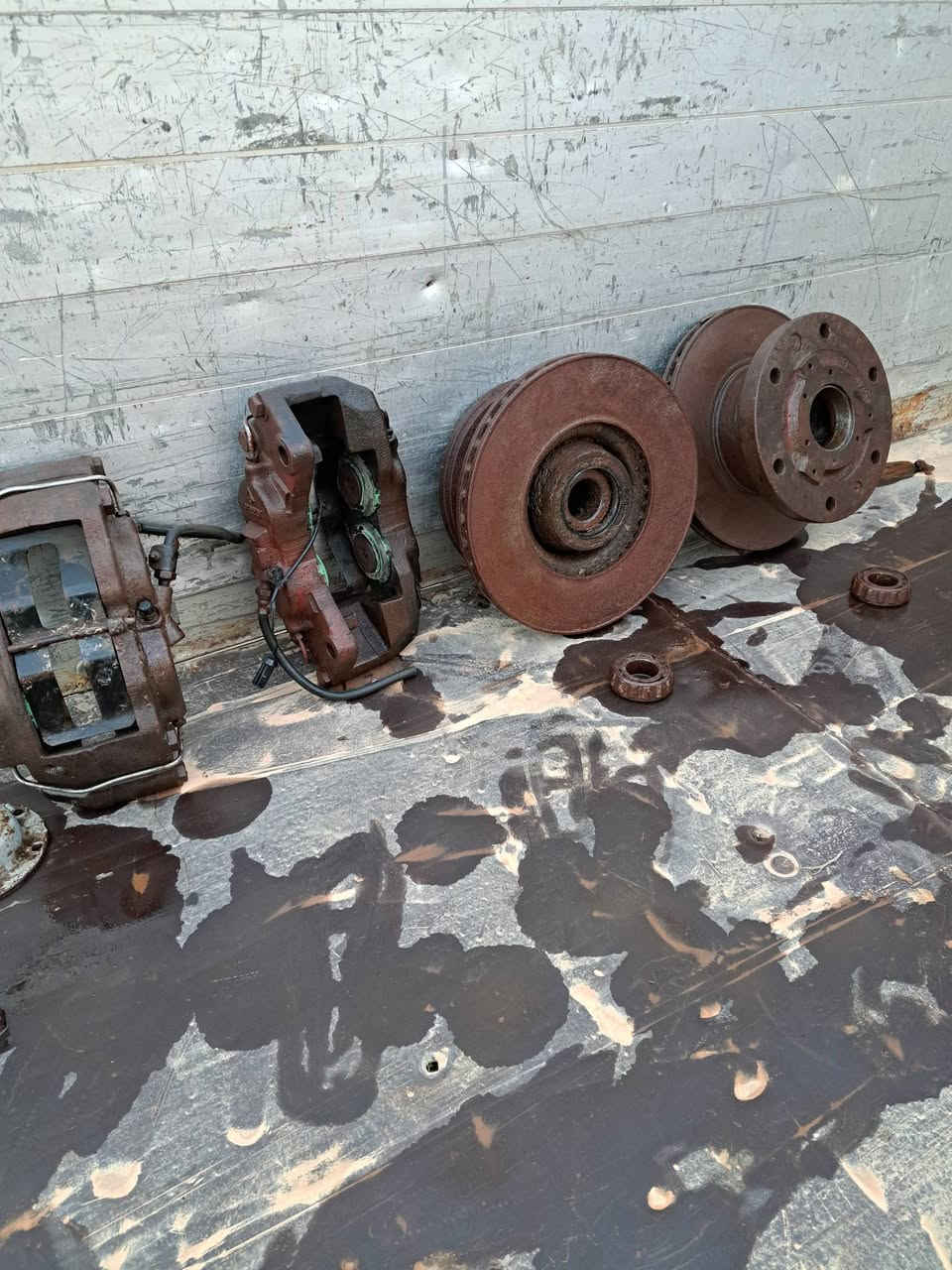 السلام عليكم
بسبب الوعود الكاذبه اعدى النشر 
فلانجات افيكو ٦ برغي دسك كامل جديد ***********
العوان واسط صويره السعر التصل ودلل ❤️
