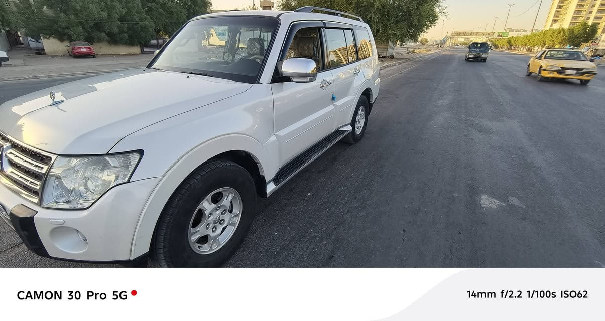 موديل ٢٠٠٨ مكفولة من كلشي السونار مرفق بالصور بدون صبغ بدون بارد بدون تبديل. تخم تاير جديد صدر جديد تبريد ثلج فتحة حساسات كاميرا خلفية كشنات جلد تدفئة وتبريد الكشنات الامامية مكينة ٣٥٠٠.رقم بغداد وهزة جديد.مكان السيارة المحمودية
***********
السعر ١٢٥
