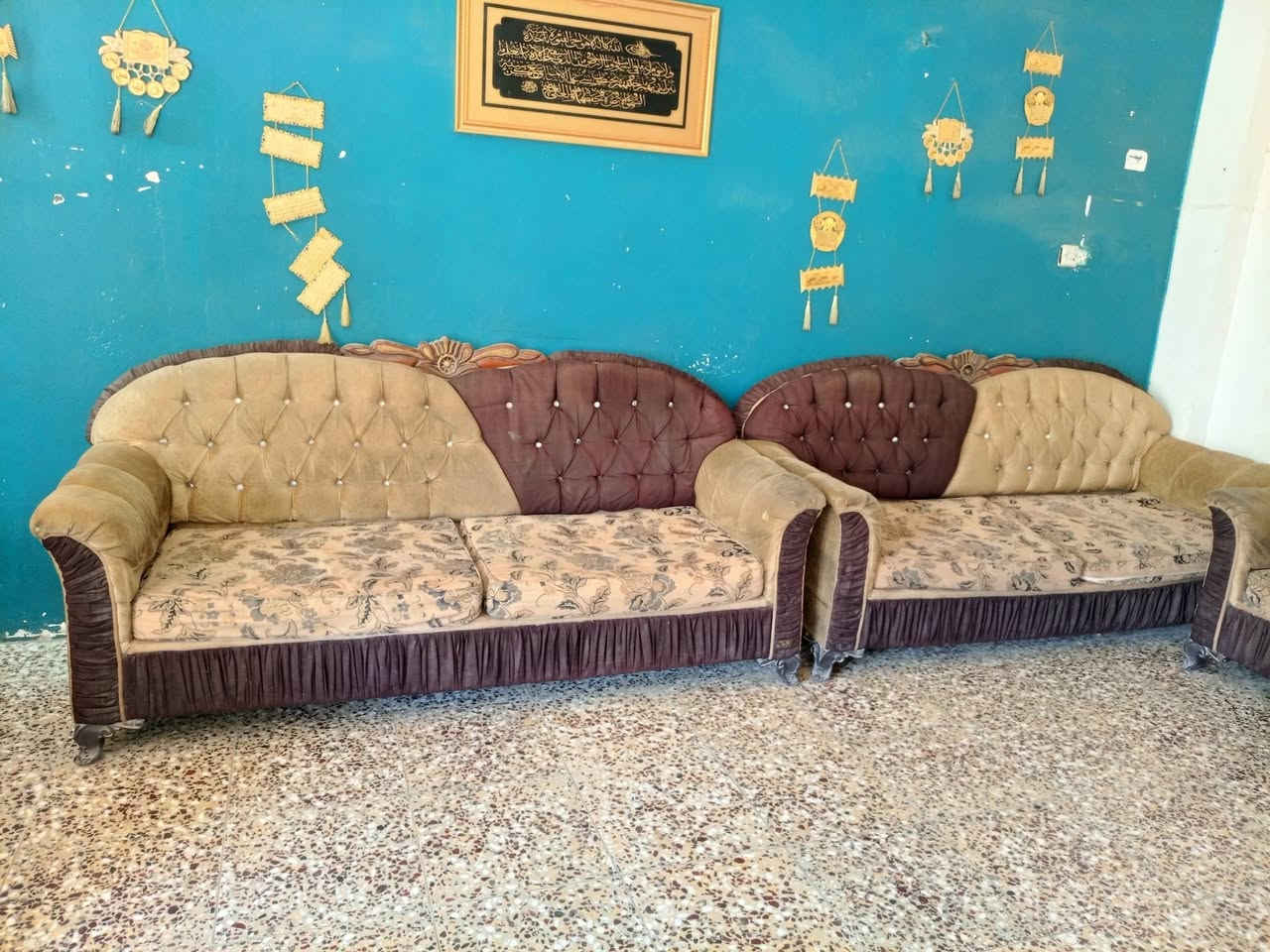 السلام عليكم غراض للبيع مكان كريعات مستعجله ع بيعتهم


**إذا كنت صاحب هذا الإعلان وتريد حذفه لأي سبب، رجاءا أرسل رسالة إلى الدعم الفني**