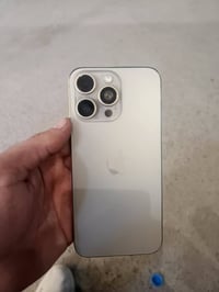١٥برو ماكس شرق اوسط بطارية٧٨ذاكرة٢٥٦قفل٩٠٠شوف الفيديو المرفوق في المنش...