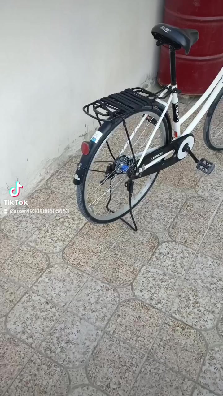 سلام عليكم بسكل البيع ومروس مديل، 16نضيف غرضه كامله مكان نجف حي ميسان


**إذا كنت صاحب هذا الإعلان وتريد حذفه لأي سبب، رجاءا أرسل رسالة إلى الدعم الفني**