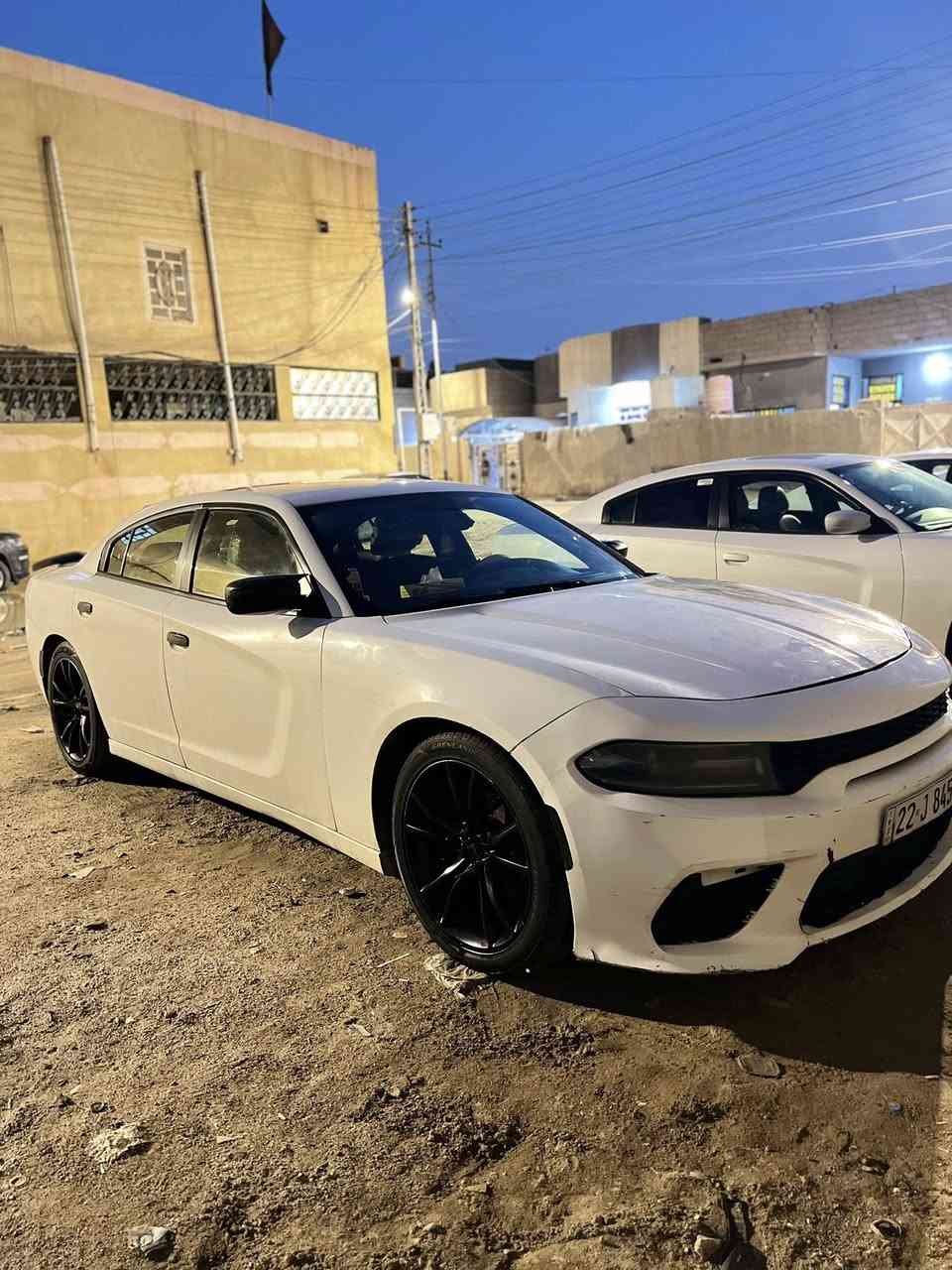 الله مصلى على محمد وال محمد
سلام عليكم 
سياره جارجر RTموديل2016
سياره كفاله ماعده شبر صبغ بلباب ورا سايق
سياره مابيه نقص 
تشغيل عن بعد 
تبريد ثلج
حساسات اماميه وخلفيه
سياره للبيع او مراوس بيوكن من موديل2015وفوك وسعر على الرقم***********
