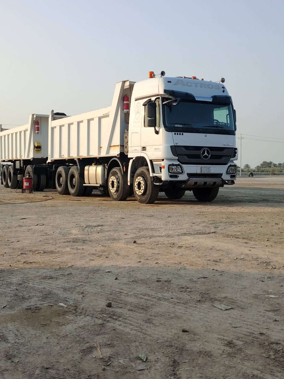 السلام عليكم
قاطره ومقطوره للبيع اكتروز  2011
***********
