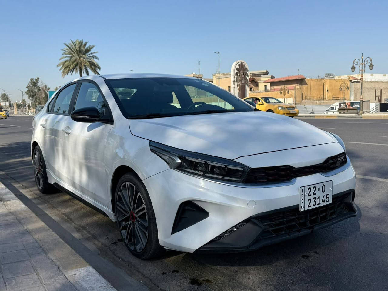 السلام عليكم
للبيع كيا فورتي 2023 جي تي فول تيربو – بصمة تشغيل، بصمة أبواب، كراسي جلد، اشاير مري، نقاط عمياء
2023 KIA Forte, GT 
1.6L, 4 cyl., 201HP
وارد أمريكي ، بدون دواخل الاربكات كلهن سليمة ، رقم أربيل  ، اللون ابيض ، محرك 1600 تيربو ، الحادث كما موضح بالصور، تبديل وصبغ الجاملغ والدعامية وتصليح وصبغ جزء بسيط من البونيد ، اوتو هولد ، هند بريك دكمة ، نقطة عمياء ، اشاير مري ، ماشية تقريبا 34 الف ميل  
السعر 175 ورقة - 

بغداد 
رقم الهاتف ***********
