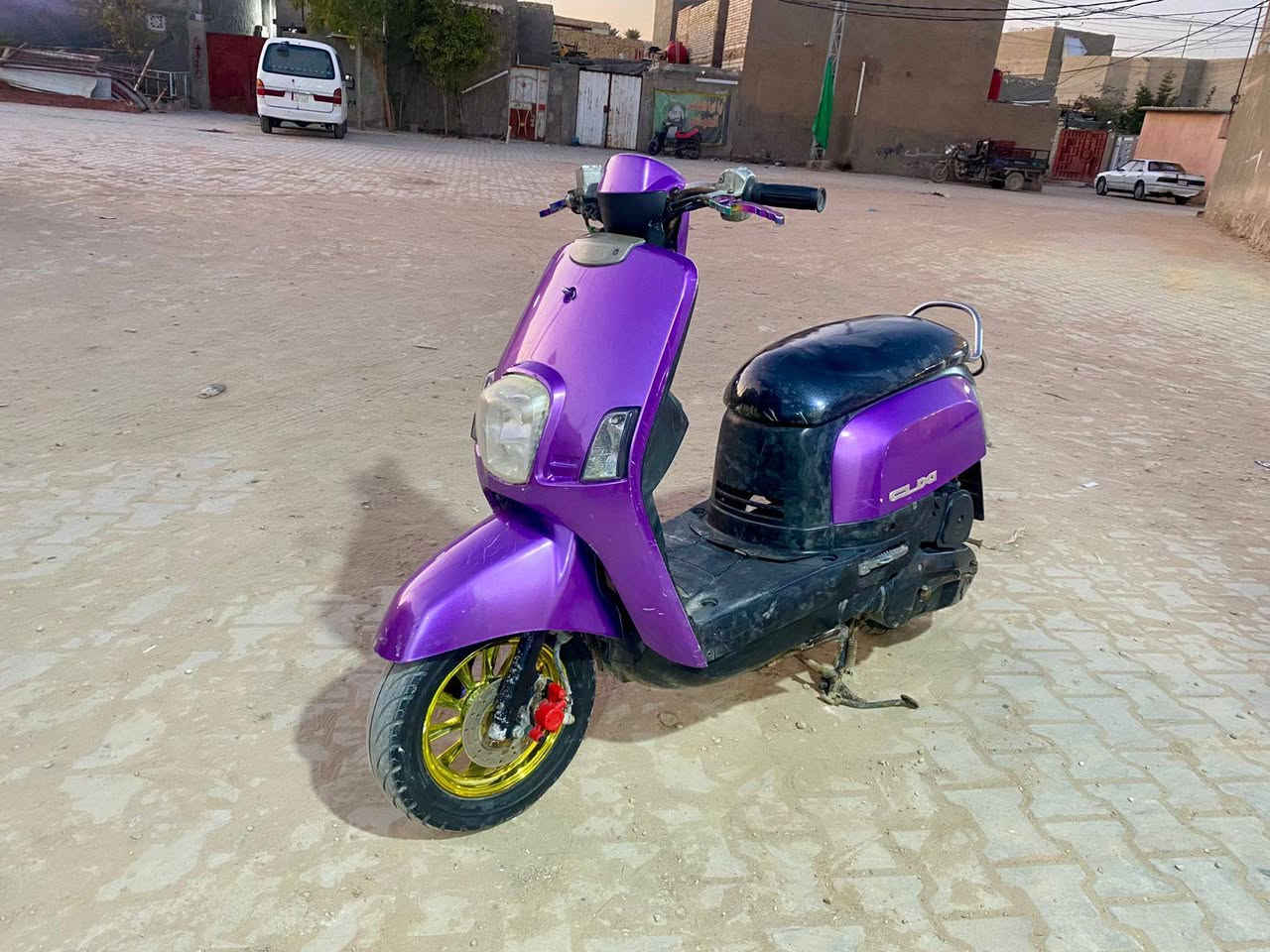 سعر 700 وبيها مجال قليل
***********
