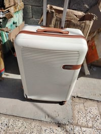 حقيبة سفر • قفل سري • كسر بسيط