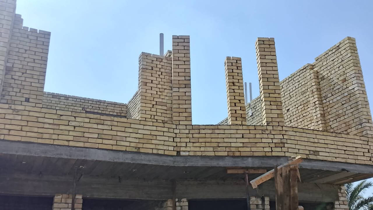 خلفه بنااء شغل نضيف درجه اوله نضافه + وزن البنااء التزام بالموعد الاستفسار اتصال ع ***********
