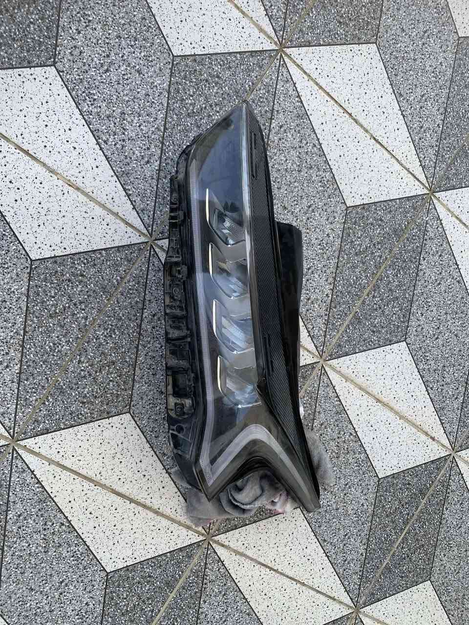 سلام عليكم 
للبيع شغال فقط لد ميشتغل ٤عدسات مكلف بالنشر رقم صاحب الايت 

‭٠٧٨٢ ٩٣١ ٢٧٥٤‬
السعر ١٥٠ وبيه مجال
