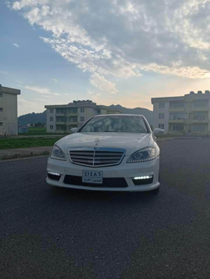 مارسديس S350/سياره كه قه پات موسفات كوشن جلد نا. و قيسي سلاجه پانو راما كوشين سارد و گه رم ده رگا لاج و ده رگا شه فت سياره كه 6پستون مه رغوبه سياره كه موديل2006بلام كراوه به 2013 سياره كه تنها ته بريد ئيش ناكات وو قفلي بونيت شكايه سياره كه هه زه ي نويه پاكانه ي مرورى بو كراوه غه رامه سفره تايه نويه وەڵا بەو سعرە دەست ناکەوێ شتی ئاوا پاک وناوازە تاماوە نەفرۆشراوە پەیوەندی بکە 
*********** السليمانية, العراق
