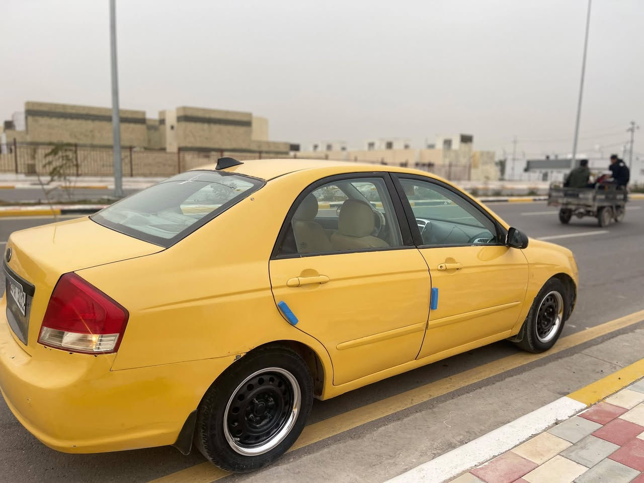 سبكترا موديل 7 وارد امريكي رقم كربلاء دولي مصفره هيئه وغرامات كير ومكينه كفاله بيها تبديل  جاملغ وبنيد والباقي ليبل واحد بدوون دواخل نقصها تبريد ما يشتغل 
السعر 71 وبيها مجال مكاني كربلاء حي العسكري 
***********
***********
