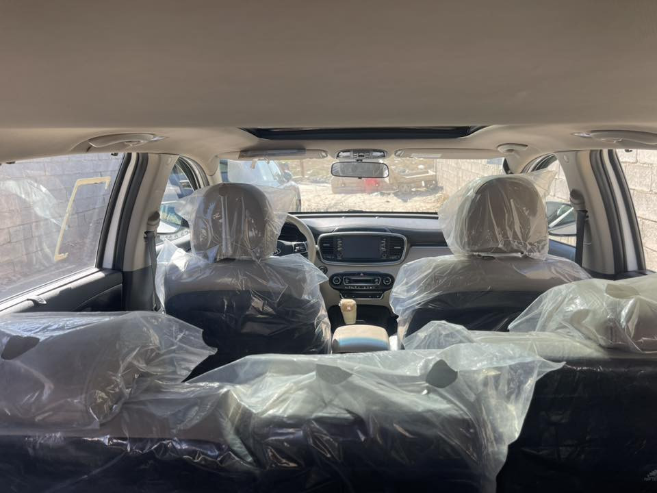 سلام عليكم شباب للبيع كيا سورنتو موديل 18خليجي مكفوله بدون ضربه فول اعله فئانضيفة كلش صور ضالمتهة بلحقيقه احله بهواي سعر 255وبيهة مجال رقم بغداد لستفسار ***********
