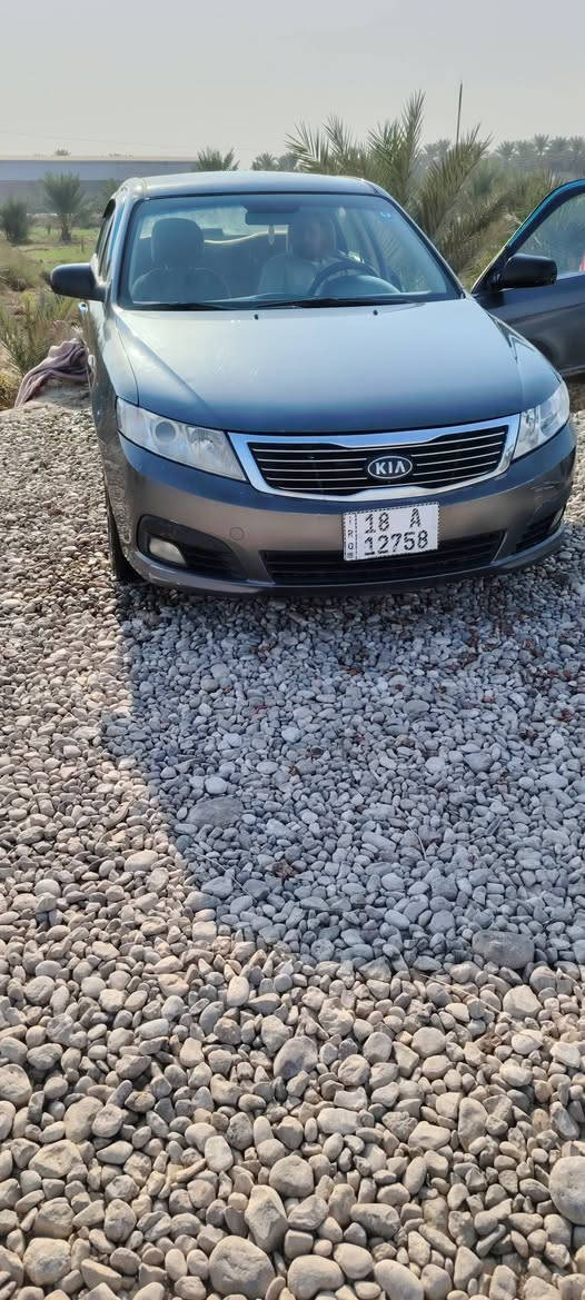 سلام عليكم
كيا اوبتما خليجي 2009
رقم بابل انكليزي بسمي تحويل مباشر سنويه ل٢٠٣٠ سنويه وهزه وأرقام دولي كله جديد
مكينه ٢٠٠٠ مامفتوحه
تخم تاير جديد حداديه امامي وخلفي جديد
تبريد تدفه شغال مابيه نقص لوبرغي دوشمه ارضيه وكشنات 
كفاله وعل فحص ماعدا جاملغ الأمامي صبغ بدون دواخل وبدون فتح 
عارض ١١٥ وبيه مجال لشراي *********** او ***********
