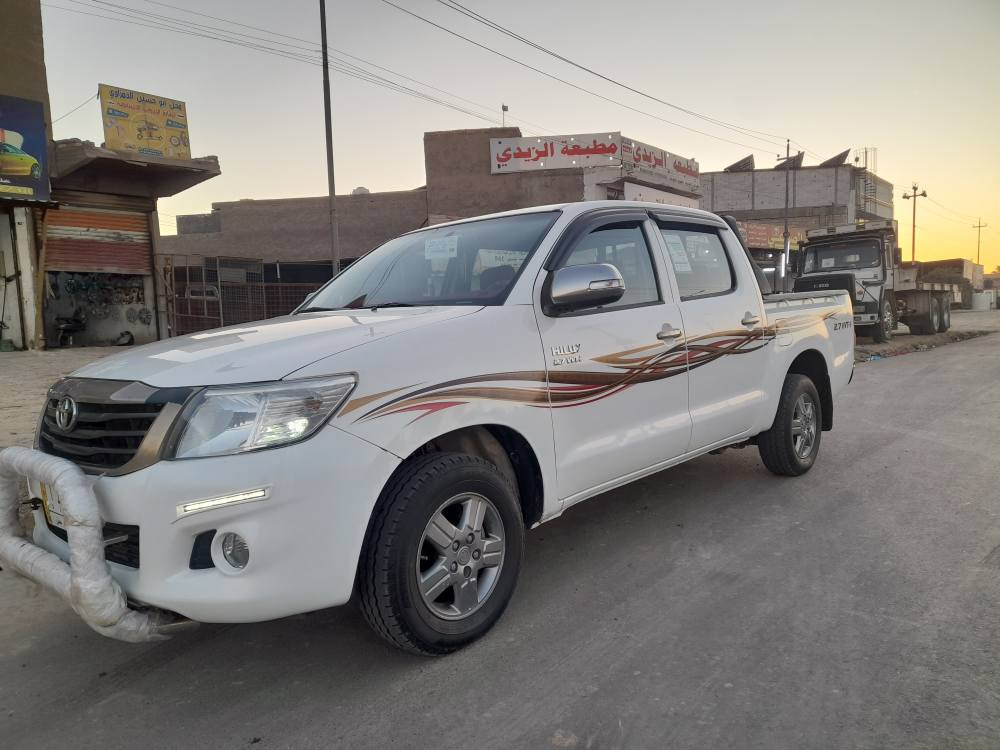 السلام عليكم للبيع بيكم موديل ٢٠١٥ اكويتي شاصي ١٩ اوتوماتيك رقم بابل مشروع وطني ماشيه ١٦٣ الف السياره مكفوله من الضربه مكينه كير صدر تخم تاير تبريد كله جديد مال جناي سياره جديده معنه الكلمه كله جديد السعر ٢٢٥ وبيه مجال للشراي الستفسار ***********
