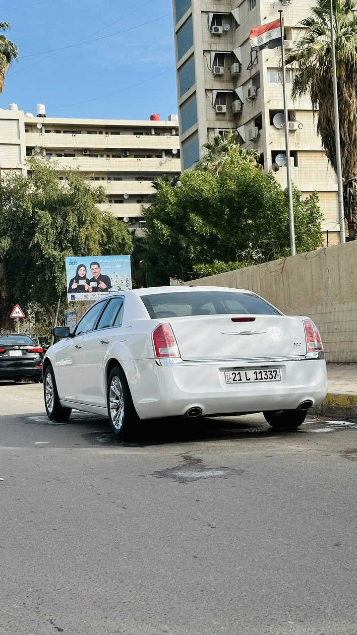 سلام عليكم اوبامه للبيع 2012خمس مواصفات جاملغ فتح فقط بدون صبغ بدون دواخل 193وبيه مجال جاهزه للاخير***********
