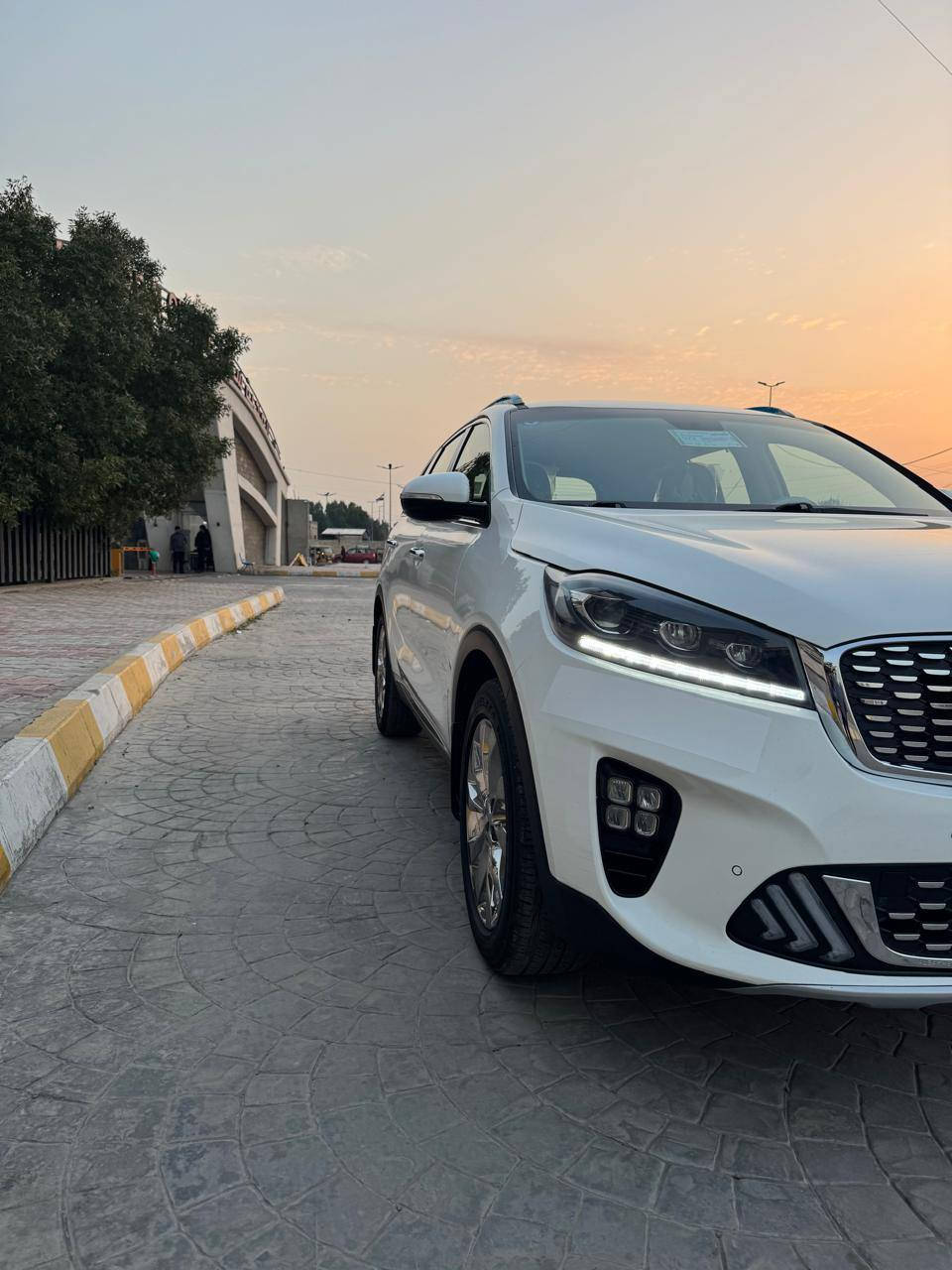 السلام عليكم
نبدأ ب الصلاة على سيدنا محمد (ص) 
كيا سورنتو خليجي  2019 شركة الدوليه
سنويه وهزه جديده   رقم دولي مميز
مكفوله كفاله عامه من كلشي..ب العافيه عل ياخذهه
سياره جديده واحلى من الصور   على ايد وحده من الشركه
6 سلندر   7 راكب  3 قطع تبريد
ترحيب عند الاقتراب..مري شفط
لايت 3 عدسات   دبل شباك  شكل ال 20
لد امامي خلفي    حساس امامي خلفي   كامره خلفيه
فول مواصفات عدا البانوراما 
كشنات مخمل  والاماميه كهرباء
دشبول زئبقي    شاشه كار بلي
بردات خلفيه
السعر  258 $  بيهه مجال للطيبين انشالله
مكاني بغداد الكرخ   ***********
