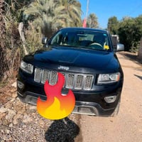 للبيع جيب لاريدو بسمي موديل 2014بيه صبغ بابتين بس مكينه مكفوله شديته ق...