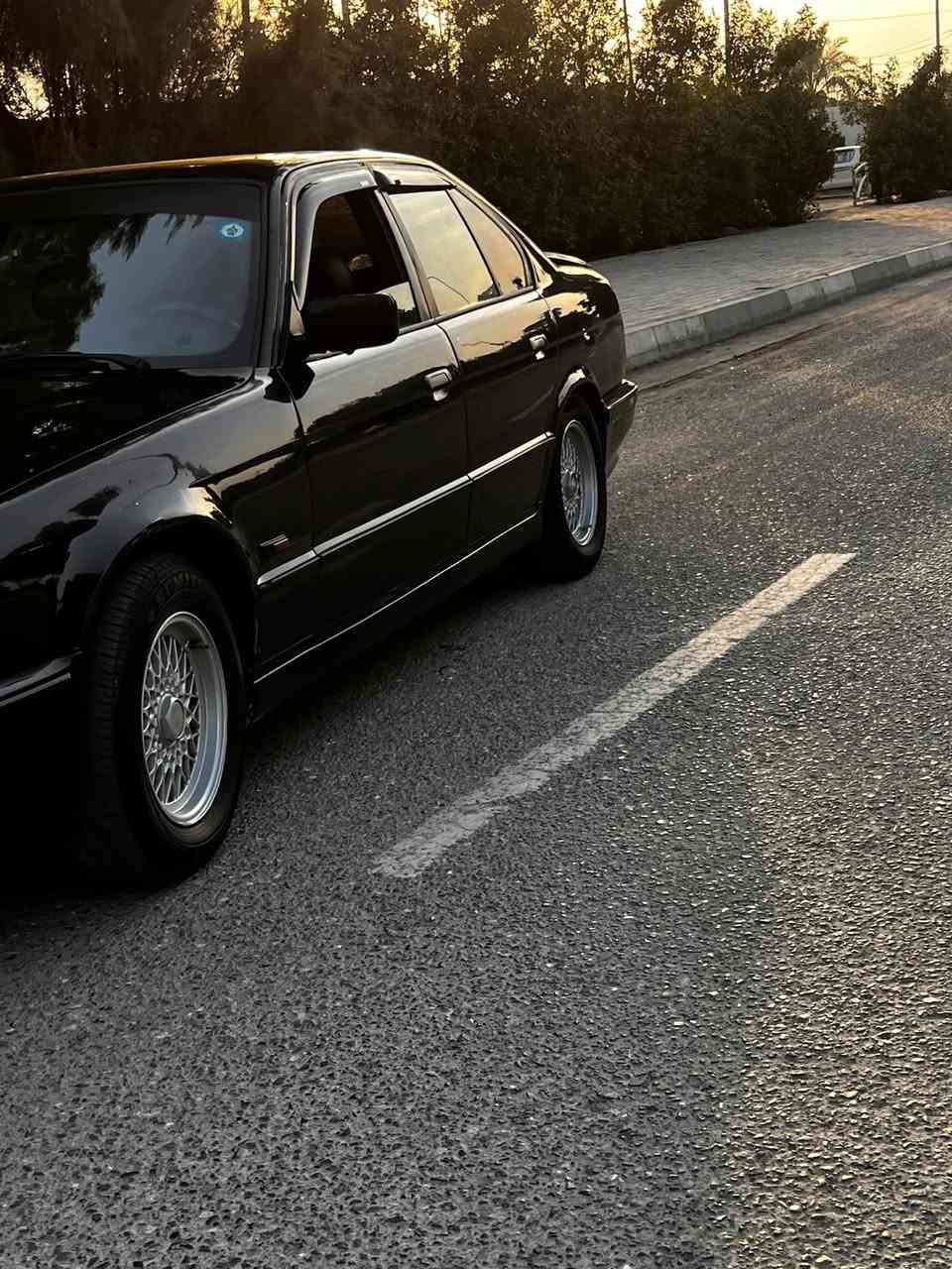 سياره للبيع مكينه 20مشتري لها كصه مال 40 حاليا مكينتها40
سياره سستم كامل صوت ام بي فاير 2

سنتر لوك شغال تصعيد جام مع قفال 

تخم تاير 
سعره 85

حداديه 90/100

سياره خير من الله غرفتها جديده

تواصل عاى هذا رقم ‭0777 338 9088‬

موديل 1993 رقم بغداد مكانه بصره
