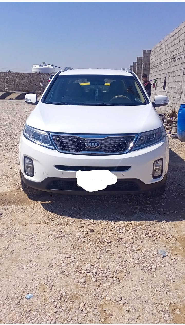 سورنتو خليجي موديل 15مكفوله ماشيه 100رقم قادسيه رقم الهاتف ***********
