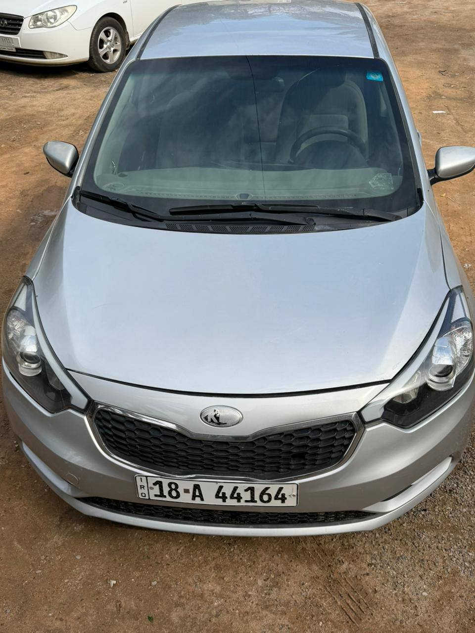 السلام عليكم
اخوان عندي هاي السيراتو موديل ٢٠١٤ بابل فول عدى الفتحه رقم انكليزي جديد مصبوغه احزام 
هيه اكو مكانات جارده وصبغتهن بس انكول احزام السياره مكفوله من ضربه ترايها مال زيرو جديده  اريد سوناتا ٩ او ١٠ او ١١ مقدس شرط حته لو مصبوغه احزام بس كون مابيها ضربه امراوس العنده يدزلي المعلومات ع الخاص ومكاني نجف كوفه


**إذا كنت صاحب هذا الإعلان وتريد حذفه لأي سبب، رجاءا أرسل رسالة إلى الدعم الفني**