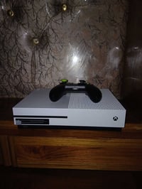 اكسبوكس وان اس • ٥٠٠جيجا