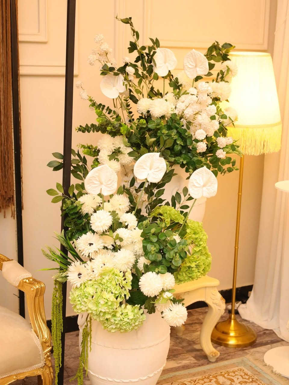 كوشه للايجار السعر حسب القطع
