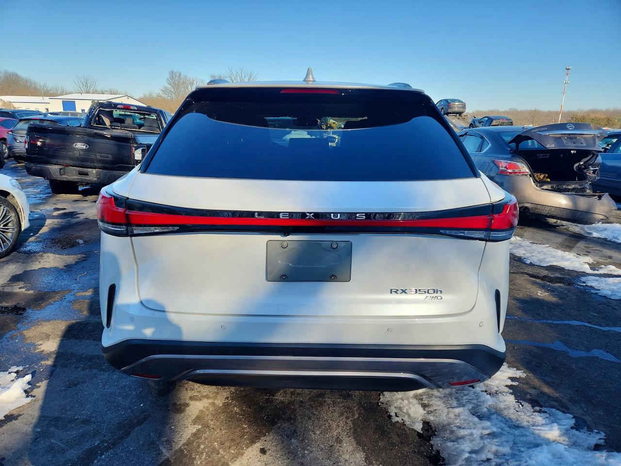 🚨 تنويه مهم
هذه السيارة معروضة في المزاد الأمريكي 🇺🇸
والمزايدة والشراء تتم عن طريق مكتب الباخرة للمزادات 🇮🇶

───────────────
🚗 (هايبرد) نوع السيارة:2025 LEXUS RX 350H BASE
📅 تاريخ المزاد:الثلاثاء 03-03-2026
💰 السعر: يتحدد داخل المزاد
📊 الممشى:4036 ميل فعلي
🛠️ المحرك: 4 سلندر / 2.5 لتر
───────────────

🔥 مجاناً مجاناً مجاناً
📄 تقرير كارفاكس مجاني بدون أي مقابل
───────────────

🚗 سحب السيارة خلال 24 ساعة من وقت التسديد
💸 حسابات مخفّضة وعمولات أقل من السوق
───────────────

🚢 الشحن متوفر من:
🇺🇸 🇨🇦 جميع الولايات الأمريكية والكندية
➡️ شحن مباشر إلى العراق
➡️ العقبة – جبل علي – ميرسين
───────────────

🛃 تخليص كمركي كامل من ميناء أم قصر
🏔️ تخليص كمركي إلى إقليم كردستان
🇯🇴 شحن مباشر إلى عمّان (العقبة)
🇹🇷 شحن إلى ميناء ميرسين – تركيا
───────────────

🏢 فروع الشركة:
📍 الفرع الأول: بغداد – السيدية – الإعلام
📍 الفرع الثاني: الإمارات العربية المتحدة – الشارقة – الصناعية 4
───────────────

👥 مجموعة البيع والشراء:
https://www.facebook.com/share/g/17pXXBgeeU/?mibextid=wwXIfr

───────────────

🎵 TikTok:
https://www.tiktok.com/@al_bakhera?t=8qGOLioZlVE&_r=1

───────────────

📞 للاستفسار والتواصل:
+9647739115599


**إذا كنت صاحب هذا الإعلان وتريد حذفه لأي سبب، رجاءا أرسل رسالة إلى الدعم الفني**