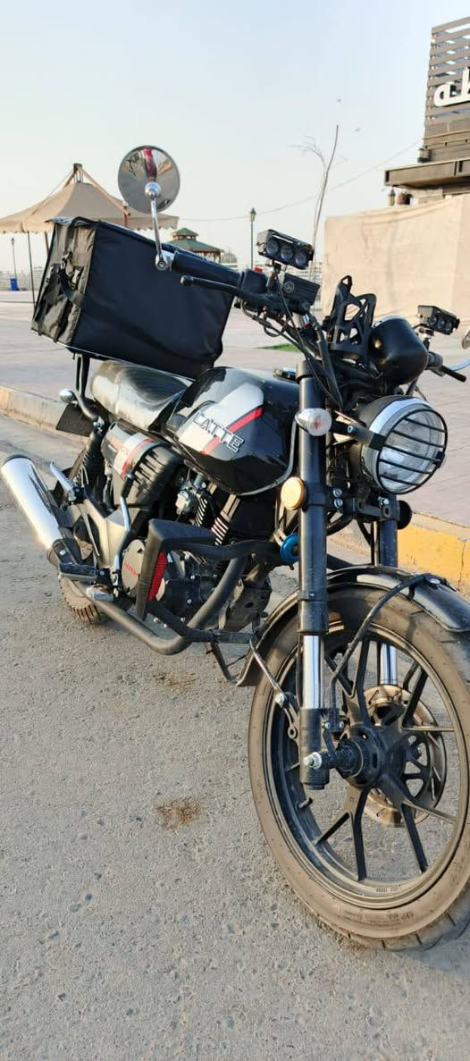 السلام عليكم 
دايون لاتي لون اسود مميز شرط من كلشي محرك 200 خمسه كير 
***********
***********
