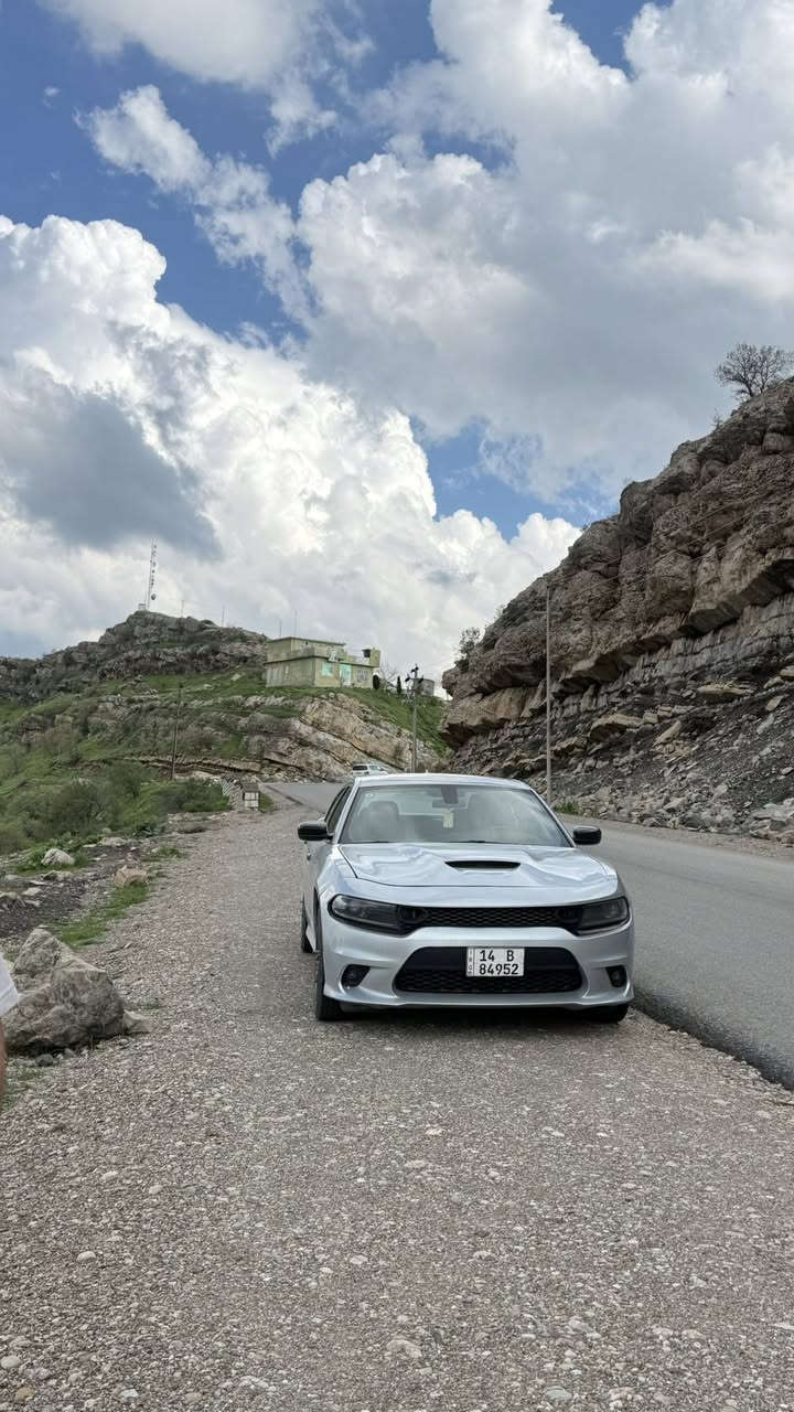 جارجر sxt 2023 سلڤر
مواصفات sxt معروفة

رقم بصرة

ماشية 78 الف كم 

شاشة جبيرة 

ضرر بسيط جاملق الايسر بدون تصليح 

وتعديل لغد 

جاملق ايمن خالع 

تحديث كت كامل (بنيد ودعاميات) 

ايرباگ درگة ودشبول 

السعر  220 وبيها مجال

الرقم: ***********
