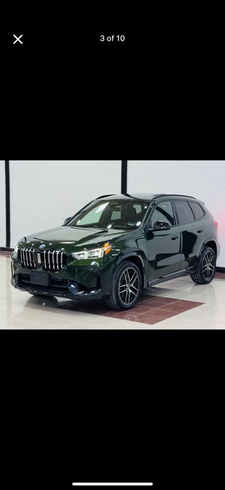 السلام عليكم
للبيعi28  bmw x1 

اللون زيتوني مميز داخل اسود 

موديل ٢٠٢٣ 

الحادث موضح بلصور 

بدون دواخل وبدون ايرباك 

ماشيه ٤٨ الف ميل 

فول مواصفات اعلئ فئه بل x1 

للتواصل :-***********
