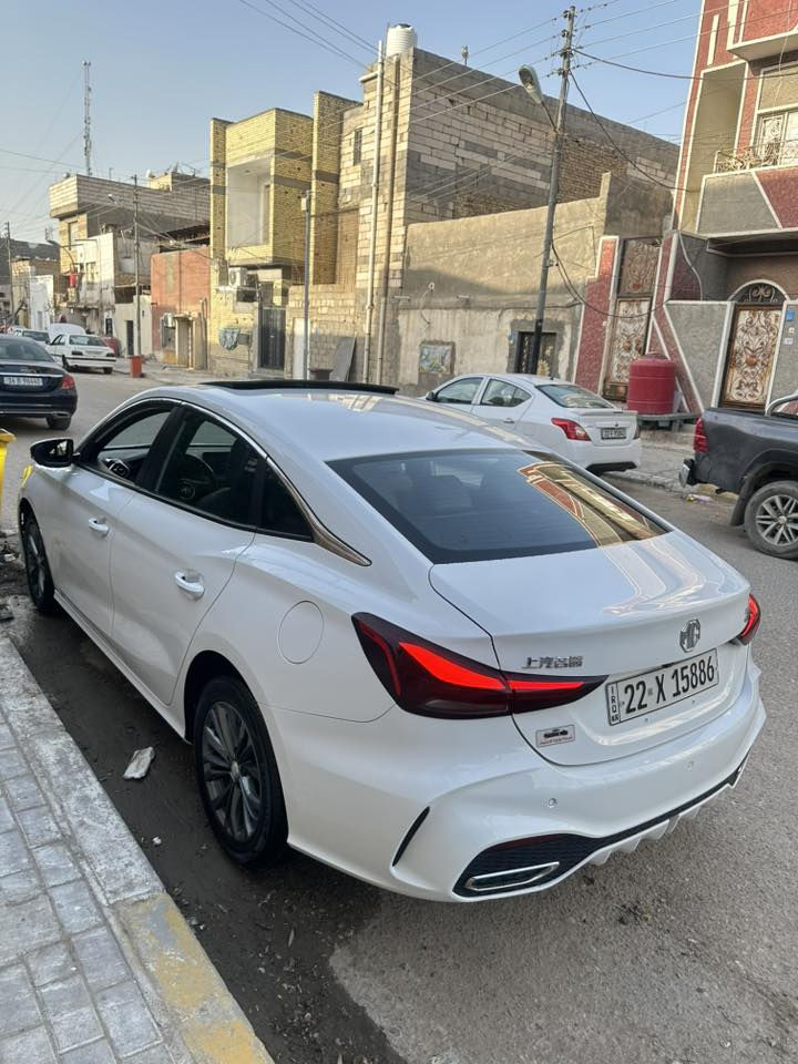 ام جي جيتي اصل 2025 خليجي رقم اربيل تحويل او وكاله مكفول صبغ ضربه تبديل بارد ماشيه 10km
فول 1/1 موصفات جيتي 
 حساسات امامي خلفي كامرات 5 كشنات جلد  فتحه لد امامي خلفي شاشه مري شفط بصمه تشغيل باقي موصفات معروفه سعر 128 وبيه مجال بسيط لشراي *********** بيع او مراوس
