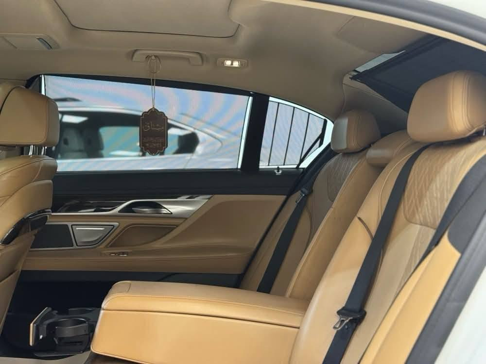 BMW 740i INDIVIDUAL 2022
Engine: V6 3.0 Turbo 🚀 
رقم اربيل جاهز 
ماشي 75 الف 
شبر صبغ 💎 
بدون حادث 
فول موصفات 💯 
وارد امریکي 🇺🇸
سعر 435 وەرقە بي مجال 
📍مکان سیارة اربیل 
~~~~~~~~~~
***********
***********
~~~~~~~~~~
BMW 740i INDIVIDUAL 2022
Engine: V6 3.0 Turbo 🚀 
ژمارە هەولێر جاهیز 
75 هزار روشتووە 
بستێکە بویاغە 💎 
بێ دەعم 
فول موصفات 💯 
وارد ئەمریکی 🇺🇸 
نرخ 435 وەرقە و مجال 
📍شوێن هەولێر أربيل, العراق


**إذا كنت صاحب هذا الإعلان وتريد حذفه لأي سبب، رجاءا أرسل رسالة إلى الدعم الفني**