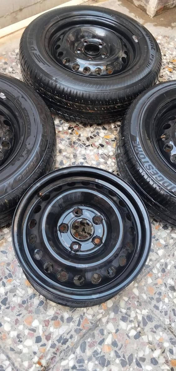 السلام عليكم 
للبيع
تخم ويل حجم 15 مال كورلا خليجي 
السعر 140
الاتصال ع الرقم ***********
