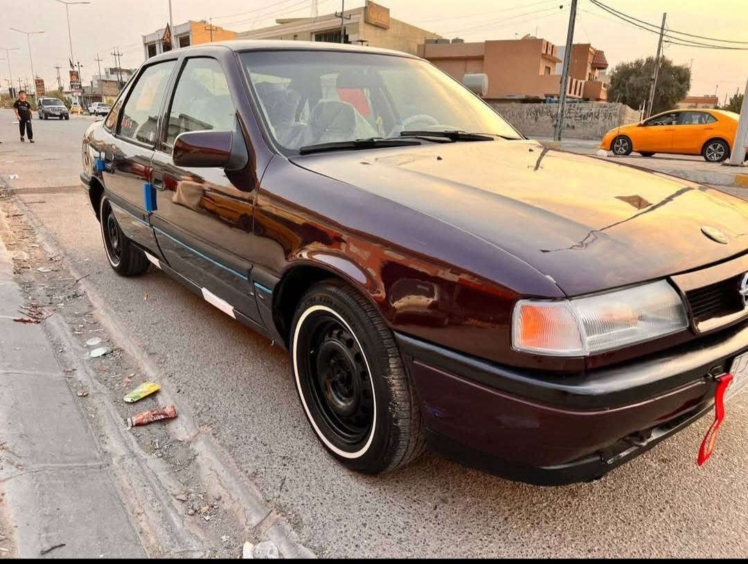 اوبل فكترةحجم 20 موديل 92 رقم كركوك شرط التحويل     صبغ جمالية كربون بنزين بيها  السعر 38 وبيها مجال  //***********
