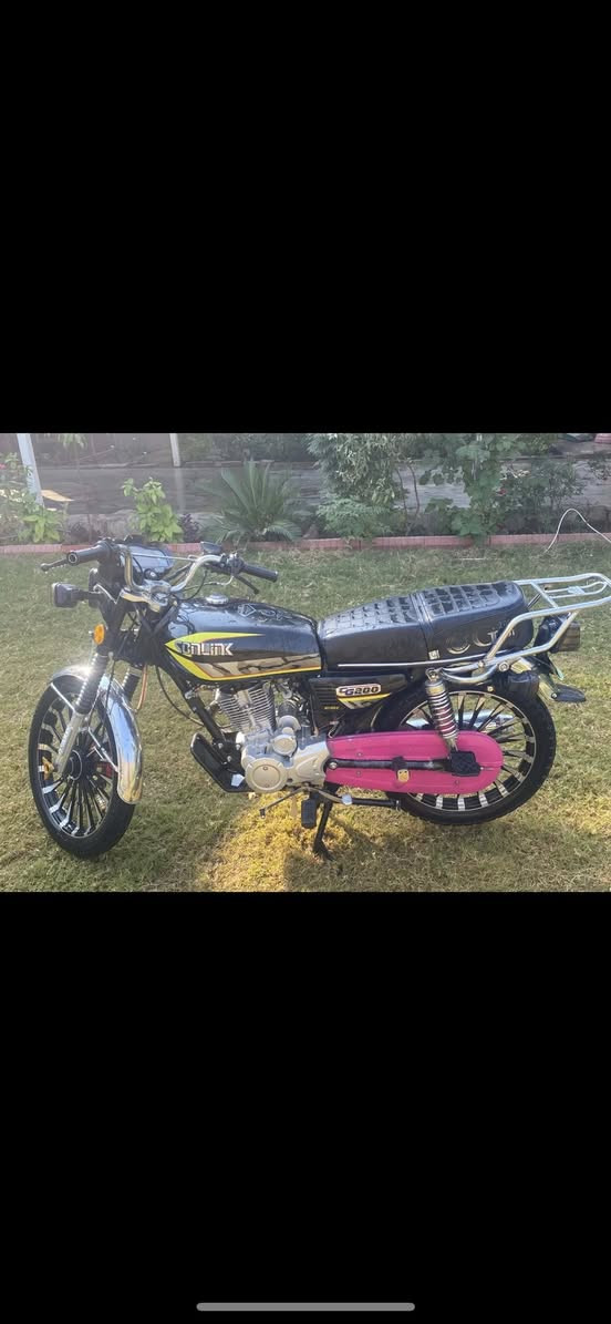 سلام عليكم دراجة للبيع مديل 25السعر 750وبيها مجال حك الجية المكان ديالى شهربان المقدادية  
الرقم ***********
