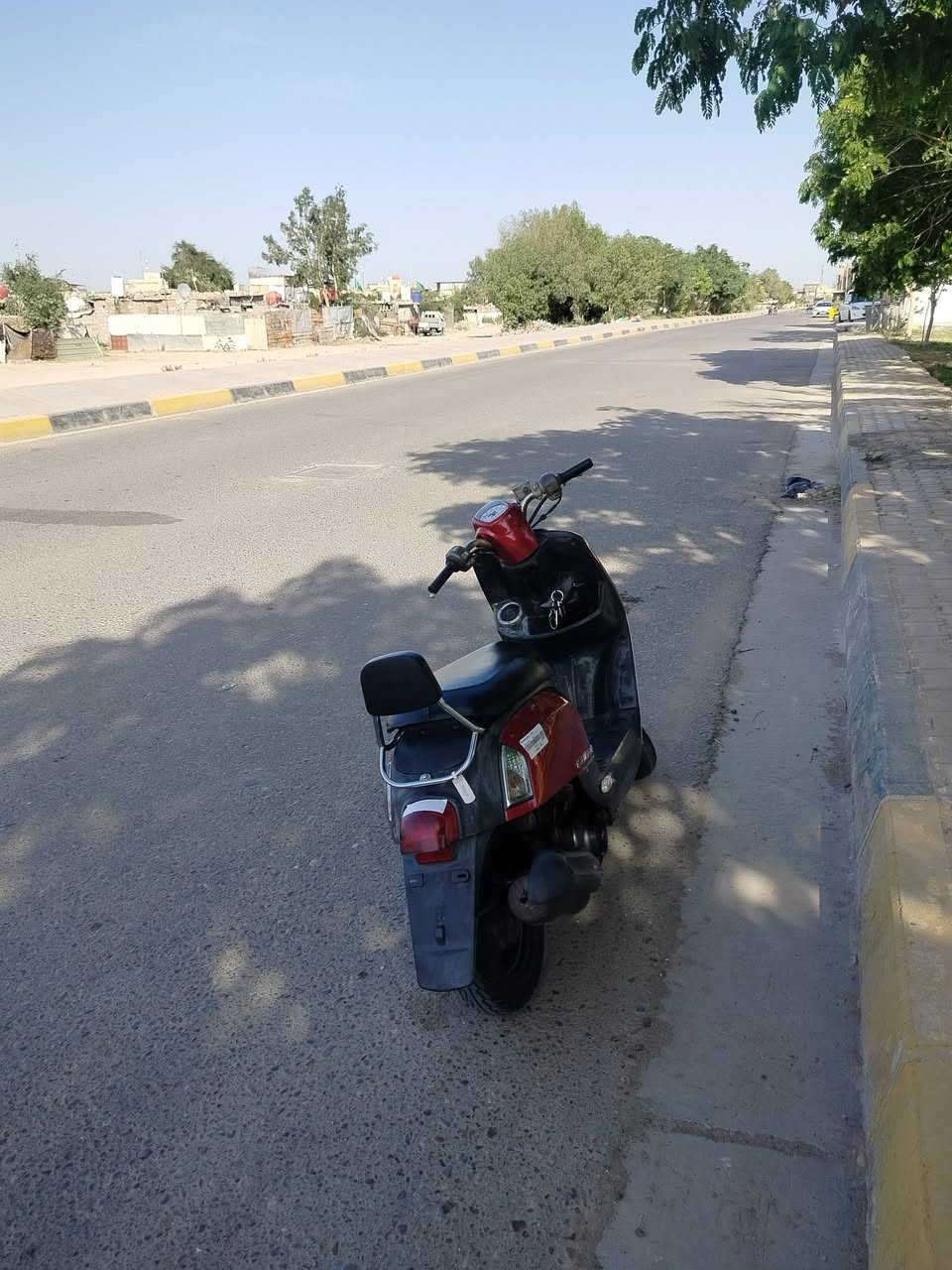 السلام عليكم بوليسي كابريتر للبيع محرك مامفتوح مابيها نقص مامتواجد ع الفيس الشراي يتصل وبالخدمه ***********
***********
