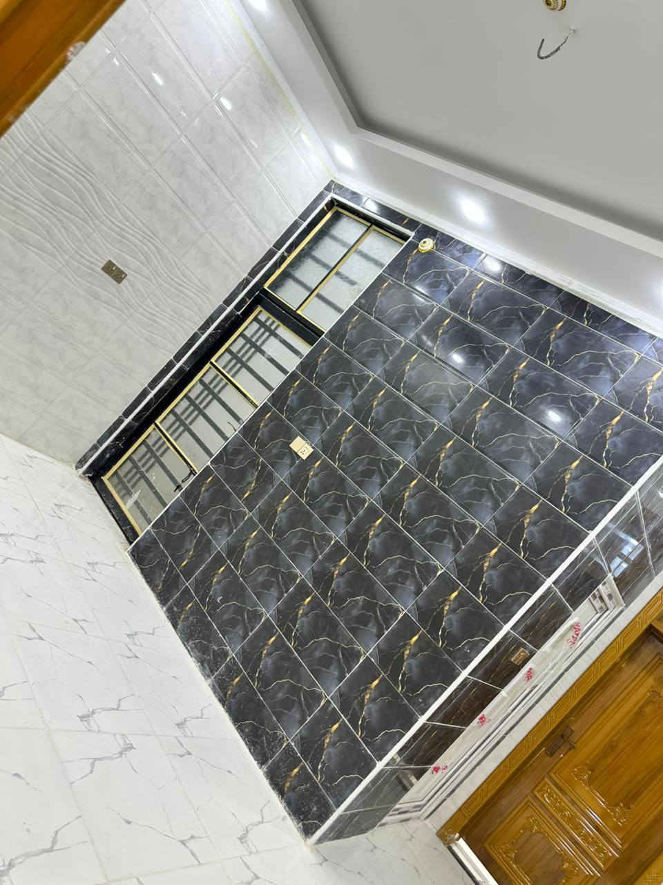 🫲السلام عليكم 
بلاش بلاش 
🏠بيت🏠 للبيع في النجف لاشرف حي النداء 

📐المساحه 100 م 

🔸منطقت 56 البيت قريب ع 60 العرضي لاول قريب ع 🔹موقف الكيات مكانه كلش حلو 

🧱اساس صب سكف صب طابوق نهروان  بناء درجة اولى 

يحتوي ع 

🔸استقبال صاله مطبخ غرفه نوم حمام توليت مكشوفه 
الطابق الثاني غرفتين وصاله وحمام وصطح 

💵💵سعره 115 مع المجال البصيط 💵💵

⁉️لاستفسار اتصل او مرسله خاص وتساب 

📞*********** وتساب 

📞*********** وتساب
