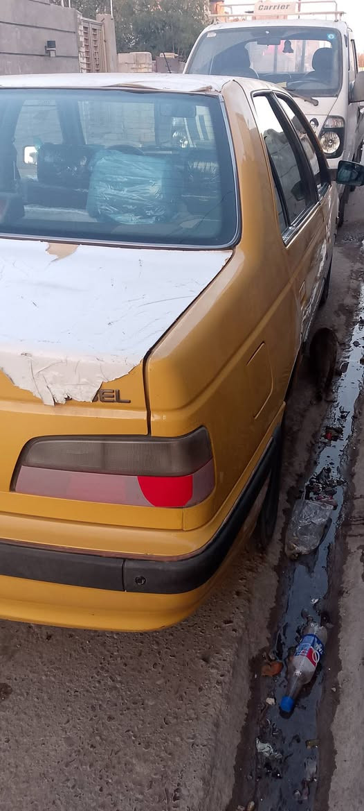 السلام عليكم بيجو باص 15للبيع كير واكسل مكينه عله وضع الشركه السياره استلام شركه ماشيه 100 تدفه تبريد ثلج تخم تاير السنويه ل27 السعر 51 بيه مجال قليل المكان بغداد المعامل رقم الهاتف ***********
