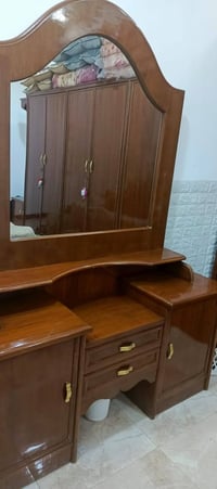 ميز مرايه • نجاره نضيفه • حي الحوراء الثانيه